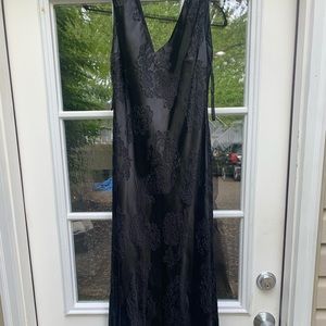 Simple lace black dress